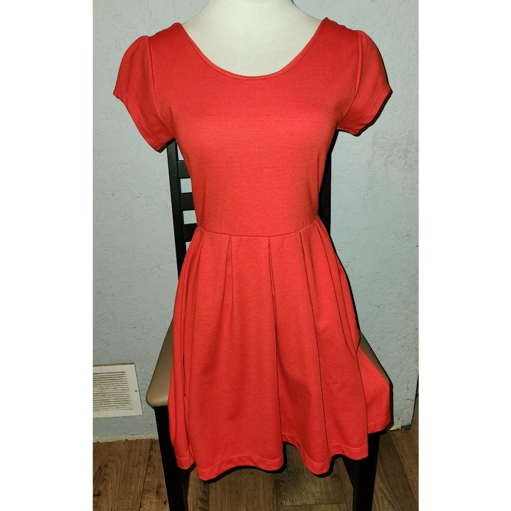 GBX | Red Ladder Back Short Sleeve Dress